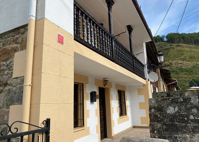 La Casa De Yoyo Fresneda (Cantabria)